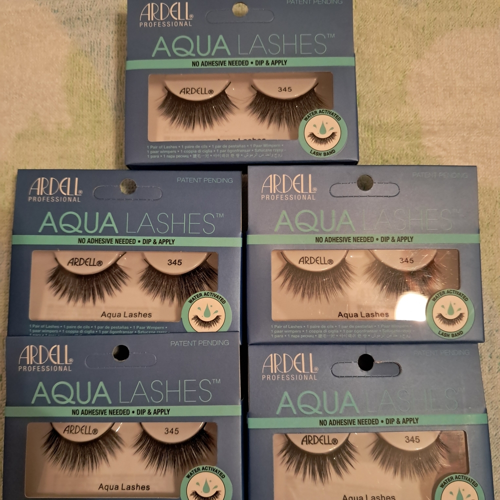 Ardell Aqua Lashes 345 - No Adhesive Needed